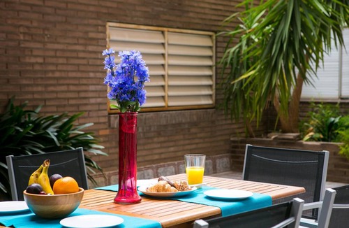 Dreta de l'Eixample Apartment | 80 m² Apartment ∙ 5 guests