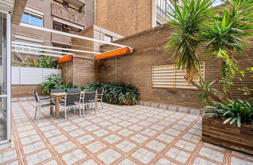 Dreta de l'Eixample Apartment | 97 m² Apartment ∙ 3 bedrooms ∙ 5 guests