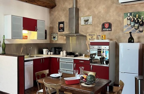 Saint-Hippolyte House | A charming, off-the-beaten-path spot in the heart of Roussillon 2PR17
