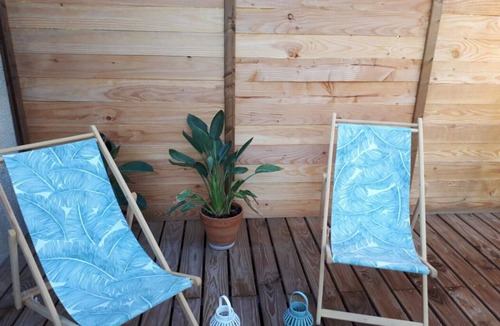 Junas Apartment | A cozy retreat surrounded by nature with a private terrace