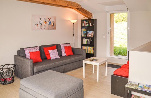 La Vacquerie-et-Saint-Martin-de-Castries House | A family vacation home, with pets allowed and a large outdoor area awaiting you.