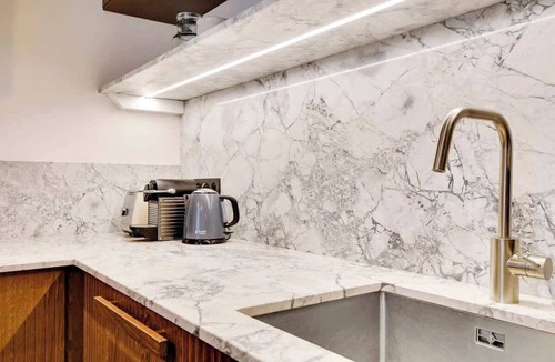 Quartier du Mail Apartment | A Fancy 2-BR/1Ba - Montorgueil