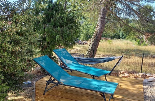 Fox-Amphoux Apartment | A Little Cottage in the Heart of Green Provence