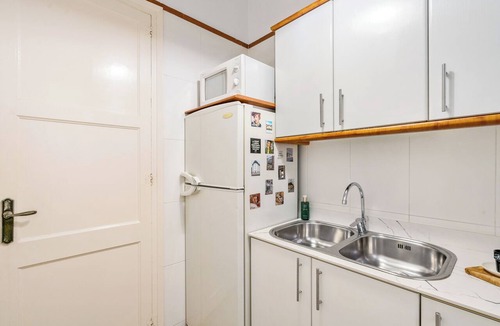 La Sagrada Familia Apartment | A rare find for those who like peace and quiet
