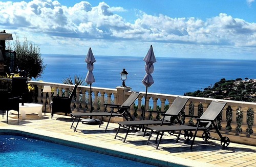 Lloret de Mar Villa | A small corner of paradise between sea and mountains.