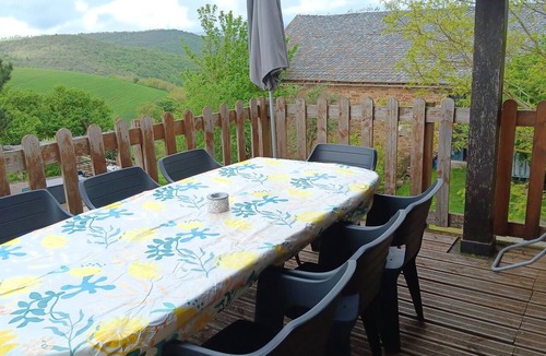 Saint-Beauzely Apartment | A spacious vacation rental in the countryside with a magnificent view of the Muse Valley.