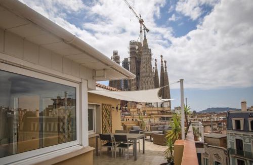 La Sagrada Familia Apartment | A1mar1023 Breathtaking rooftop in Sagrada Familia