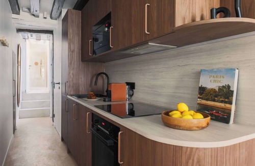 Sorbonne Apartment | AC Apartment 2BR/6P - Notre-Dame de Paris