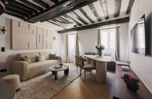 Sorbonne Apartment | AC Apartment 2BR/6P - Notre-Dame de Paris