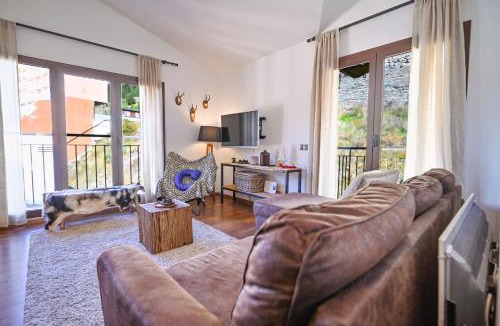 Bordes d'Envalira Apartment | Acceso Directo a Grandvalira I Vistas y Relax I Cabirol