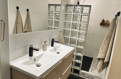 Caupenne Bed & Breakfast | Accommodation with private spa and cinema - relaxing stay