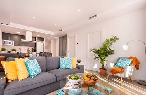 La Ribera Apartment | Acomodis Apartments - Comfy 15-Bedroom GroupFlat 10-Baths City Center BCN max 30
