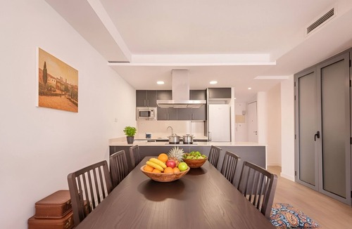 La Ribera Apartment | Acomodis Apartments - Comfy 15-Bedroom GroupFlat 10-Baths City Center BCN max 30