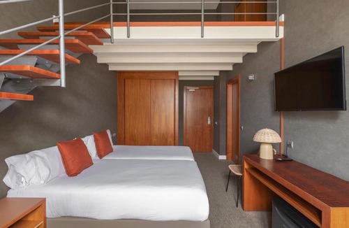 Sant Just Desvern Hotel | Acta Sant Just