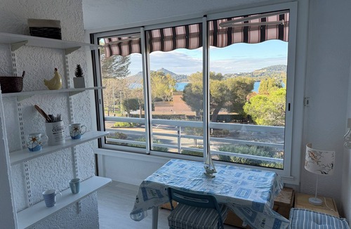 Agay Apartment | Agay 4p, Piscine, Vue Mer, Tout a Pied