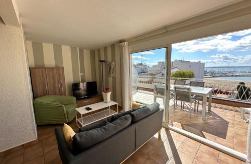 Roses Town Center Apartment | Agi Solimar Atico