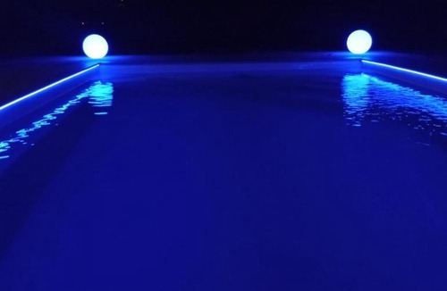 Septfonds House | Agréable chambre d' hôte avec accès piscine