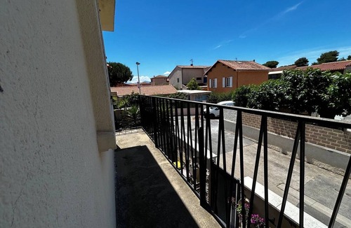 La Jetee Apartment | Air-conditioned apartment near beach - 6 guests