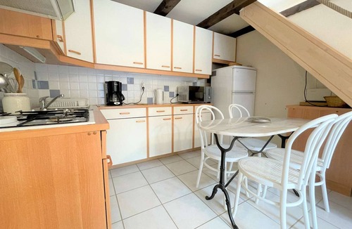 Gruissan House | Air-conditioned house with veranda, near sea, Gruissan