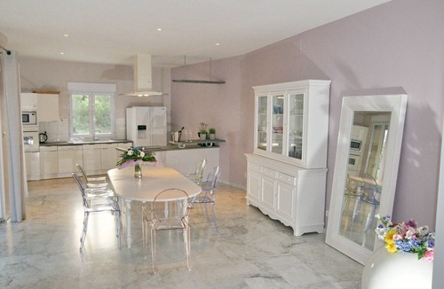 Connaux Villa | Air-conditioned villa, private pool, dogs welcome – Avignon/Uzès/Pont du Gard.