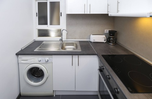 La Pineda Apartment | AirCon Apartment in front of the beach