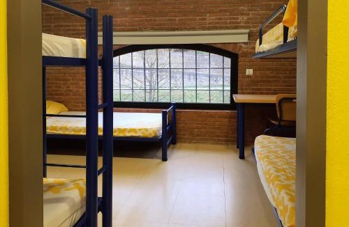 Sant Joan de Les Abadesses Hostel | Alberg Sant Joan de les Abadesses Xanascat