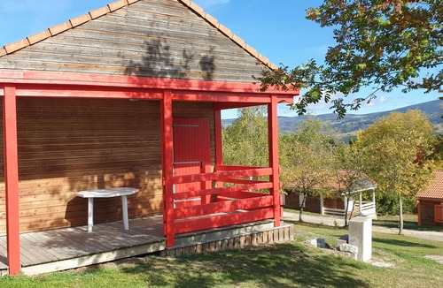Blavignac Ski Chalet | All comfort in nature, close all amenities, 6 beds, terrace,