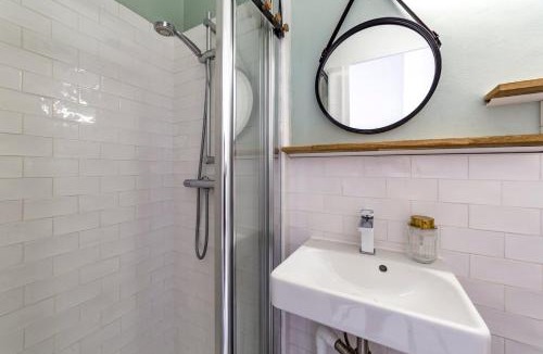 Charmettes - Bellecombe Apartment | All in Lyon | T2 rénové 2024 – Lyon 6/Villeurbanne