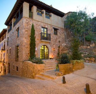 Alquezar House | Alodia