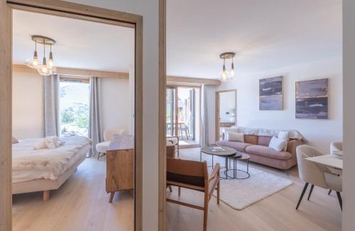 Bergers Apartment | Alpe d'Huez Houses - Chez Côme, Nid douillet dans résidence Spa 5 étoiles, skis au pied, avec vue et jardin