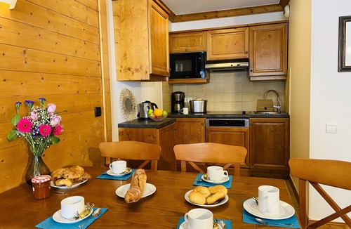 Arc-1950 Apartment | ALPES (ARC 1950) Les Arcs :Skis, boot dryer, swimming pool, sauna,