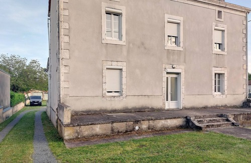 Savignac-les-Eglises Apartment | Amazing apartment in savignac-les-églises with WiFi