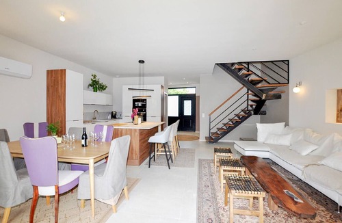 Ille-sur-Tet House | Amazing home in Ille-sur-Têt
