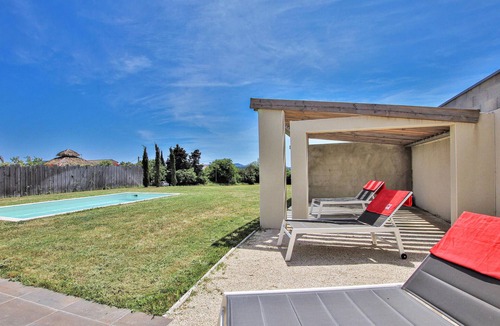 Montelimar House | Amazing home in Montélimar with kitchen