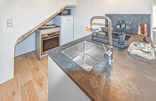 Rustrel House | Amazing home in Rustrel with WiFi