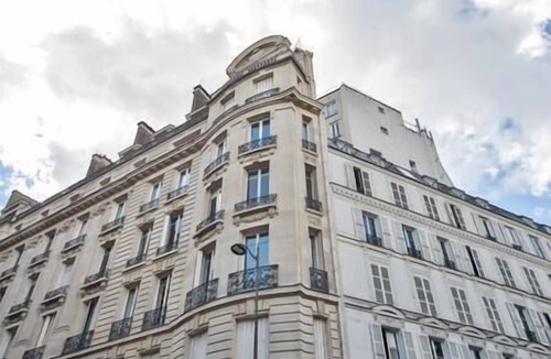 Ternes Apartment | Amazing view over Montmartre !