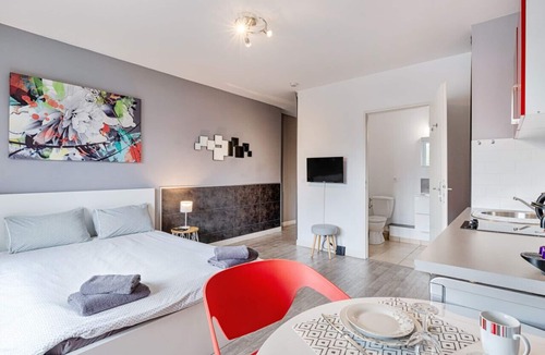 Cran-Gevrier Apartment | Annecy Studio + balcony close to old town