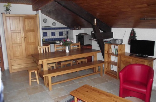 Mont-de-Lans Apartment | Apart. , 8 pers., At the foot of the slopes with very beautiful view