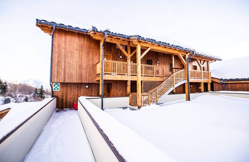 Saint-Francois-Longchamp Apartment | Apartment near Ski-Slope
