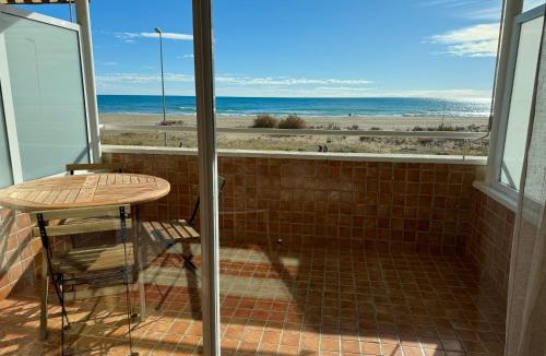 Sitges Apartment | Apartamento precioso en primera línea de mar