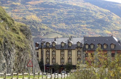 Benasque Apartment | Apartamento 6 pax Pirineo-benasque