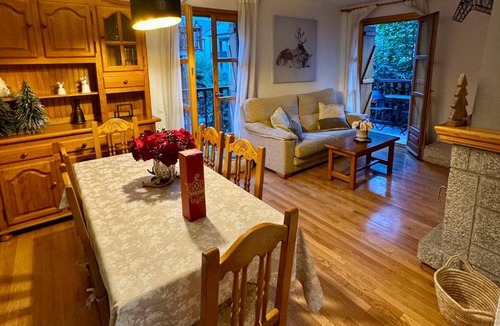 Benasque Apartment | Apartamento El Tilo de Benás