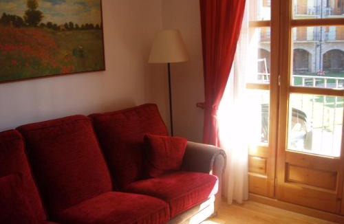 Benasque Apartment | Apartamento Lamatriz Dequin Edificio Sayo 8