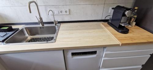 El Mas Bosca Apartment | Apartamento pie de jardín en Roses