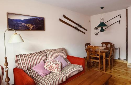 Benasque Apartment | Apartamento turístico Nievesol 24 - Benasque