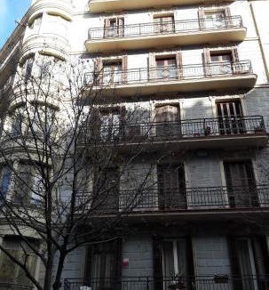 Sant Antoni Apartment | ApartEasy - Family 4-Bedroom Apartment