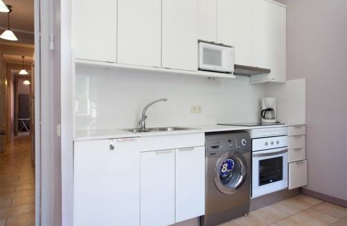 Sant Antoni Apartment | ApartEasy - Family Sant Antoni apt.