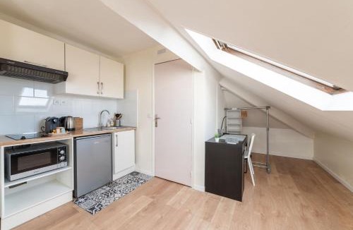 Aulnay-sous-Bois Apartment | APARTEO Studio - Gare RER à 3min - Paris 17min