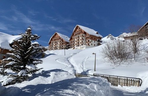 Montgellafrey Apartment | Apartment 6 pers. comfortable with a panoramic view of the ski area