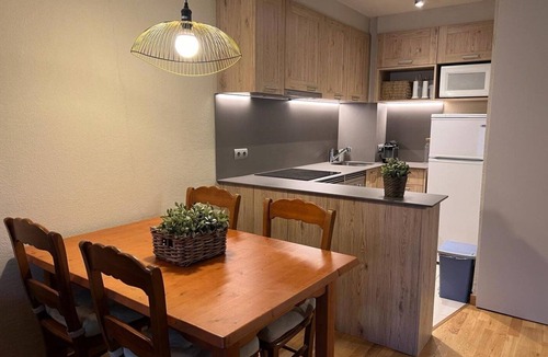 Caldegas Apartment | Apartment 2 rooms Pool, Terrace, Views, 6 Pax & Wi-Fi